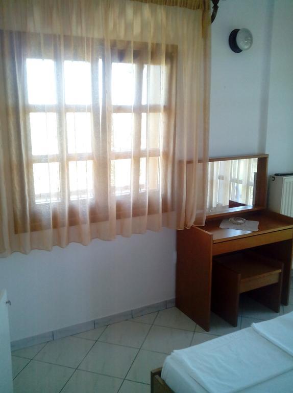 Villa Thomi Skala Rachoni  Bilik gambar